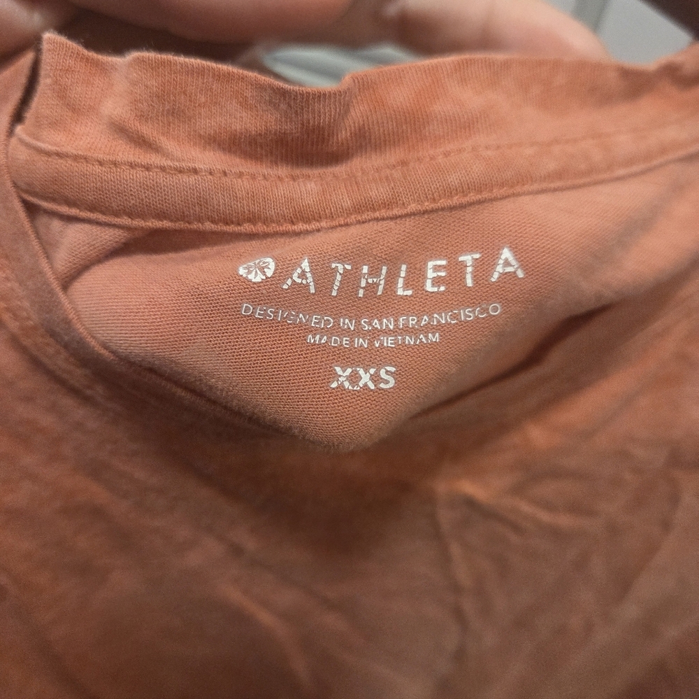 ATHLETA WOMEN'S ETRUSCAN RED SNAKE SHORT SLEEVE ORGANIC DAILY CREW TEE Sz XXS - Picture 4 of 4
